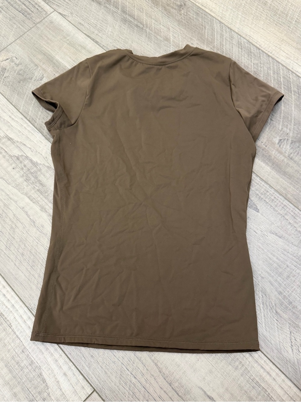 Set Active Breathe 1.0 Tee Grain Olive Green Medium New Gym Athletic Wear - Picture 7 of 10